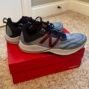 New Balance trail running shoes, men’s 9.5